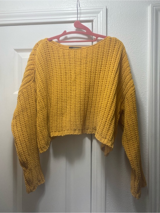 Forever 21 Sweaters - Forever 21 Mustard Yellow Cropped Knit Sweater